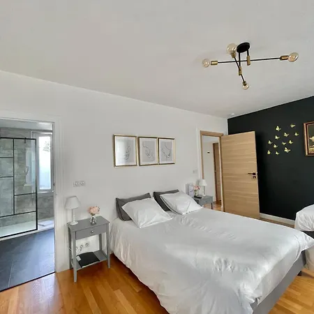La Demeure Des Hotes 10 Minutes De Bed & Breakfast Couilly-Pont-aux-Dames